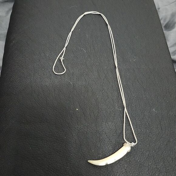 Handmade primal instinct necklace - Picture 1 of 4